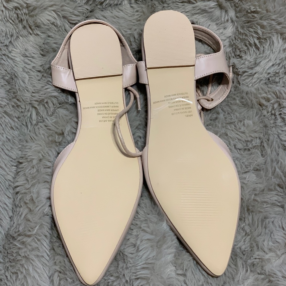 Flats - Picture 2 of 3
